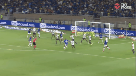 了两队在赛 了两队在赛