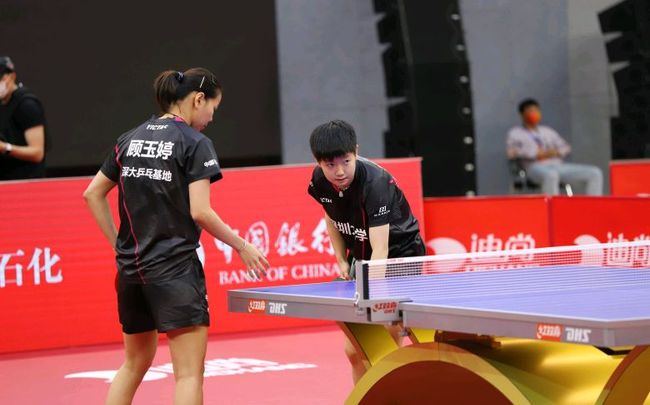 刘易斯正式 刘易斯正式