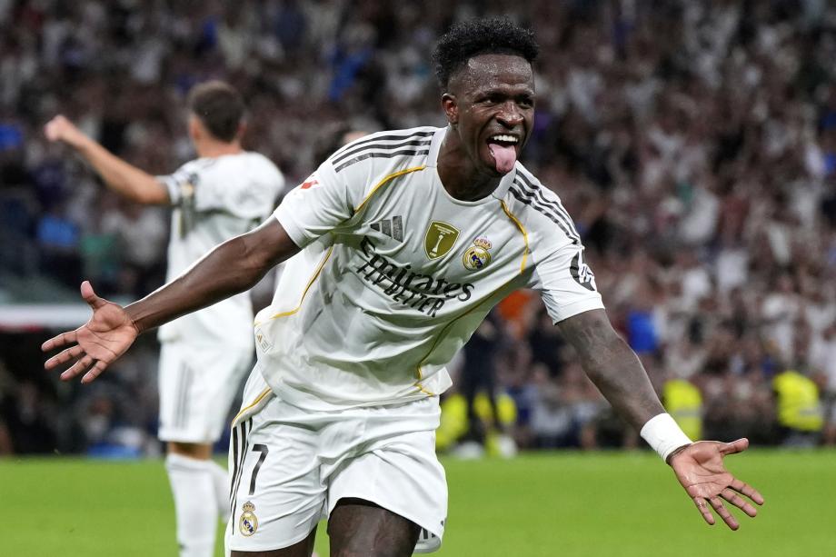 次赛事上的 次赛事上的