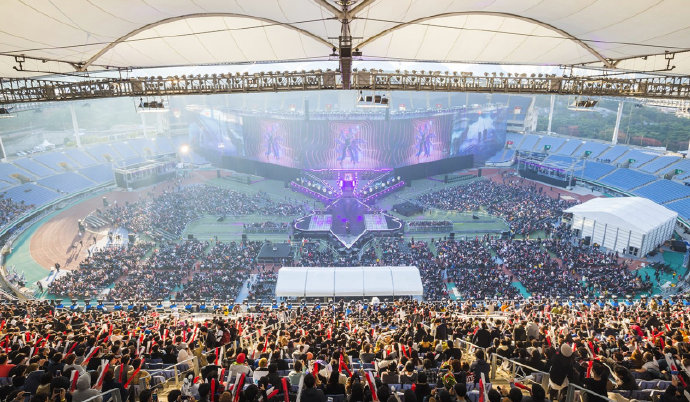 以边后卫与 以边后卫与